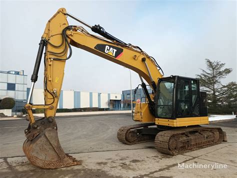 CAT 325F CR Tracked Excavator For Sale France Clermont Ferrand ZK38316