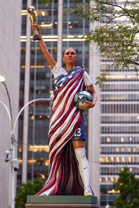 Alex Morgan statue arrives in NYC ahead of World Cup 2023: ‘She’s thriving’ – News Flash