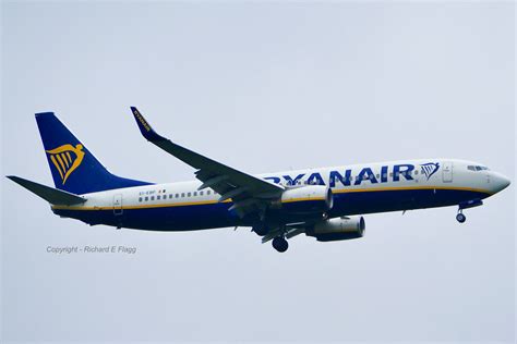 EI EBP Boeing 737 8AS At Stansted Ryanair Richard E Flagg Flickr