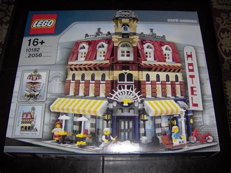 10182 Cafe Corner Photo Review! - LEGO Town - Eurobricks Forums