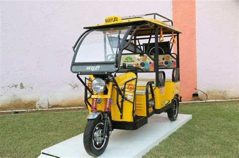 Mayuri E Rickshaw At Rs E Rickshaw In Noida Id