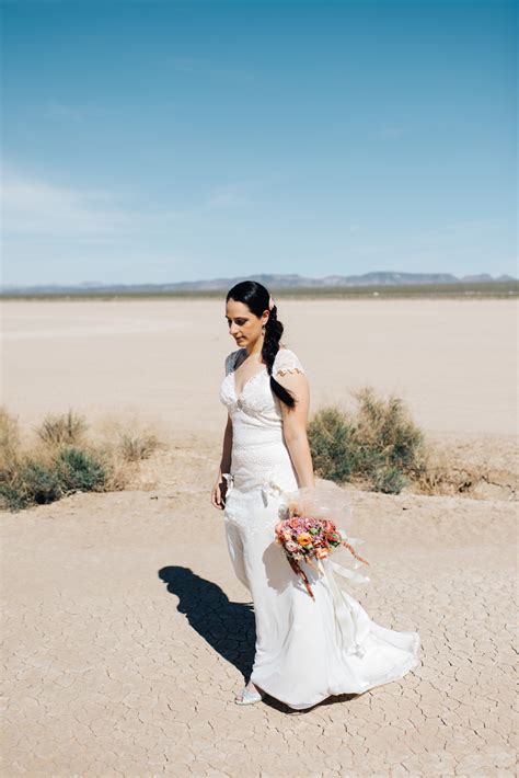 Claire Pettibone Toulouse Sample Wedding Dress Save 55 Stillwhite