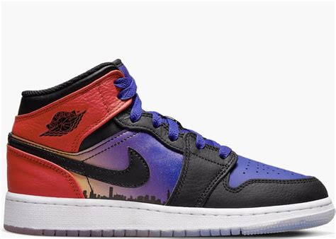 Nike Air Jordan 1 Mid Ss Skyline Gs Hype Clothinga