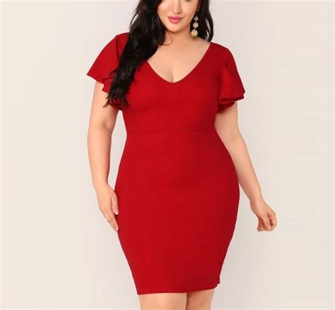 Plus Size Red Trim Bodycon Dress