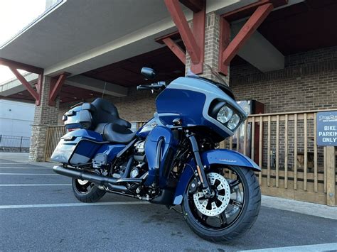 Harley Davidson Road Glide Limited Bright Billiard Blue Billiard