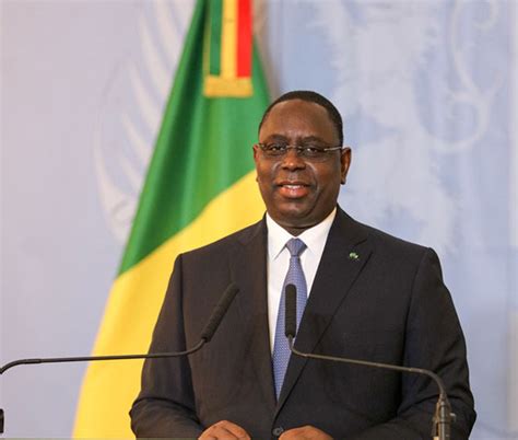 Macky Sall lhomme debout Lequotidien Journal d information Générale