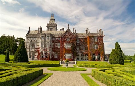 33 Best Irish Castles and Manor Houses (Photos A to Z)