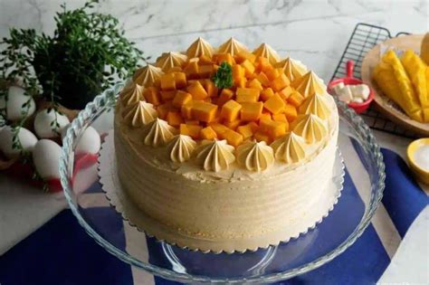 20 Best Mango Cake Recipes