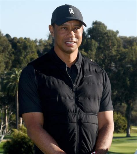 Tiger Woods Update Golfer Suffered Significant Leg Injuries In Car