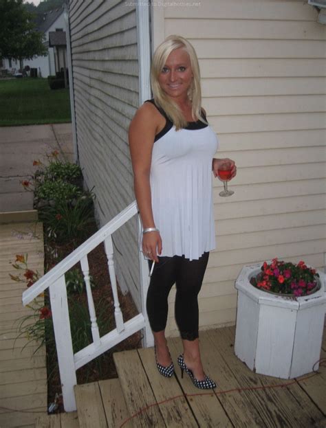 Amateur Pics 7387 DH3000 Digitalhotties Net 00041 Porn Pic