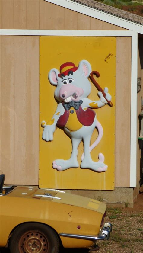 Vtg Chuck E Cheese Fiberglass Molded 3d Grelly Usa