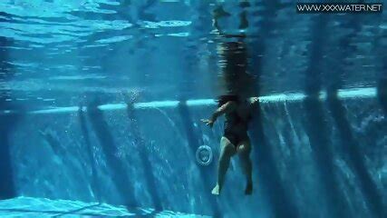 Diana Rius With Hot Bouncing Tits In The Pool