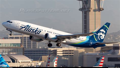 N Ak Alaska Airlines Boeing Max Photo By John Hudson Id