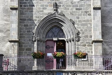 Murat Église Notre Dame des Oliviers 150 photos Auvergne romane