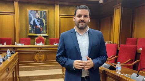 El Psoe Lamenta Que El Pp De Diputación Permita Que Juanma Moreno Avive