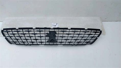 Peugeot T Lift Grill Atrapa Zderzaka Prz D Nowa Oe