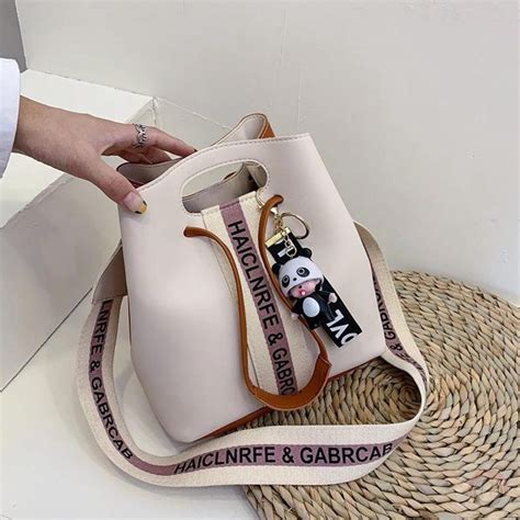 Bolsa Feminina Do Banda Larga Vers Coreana Original De Lado Crossbody