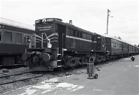 Frame 31 Locomotive 4807 Departs The Canberra Railway Muse Flickr