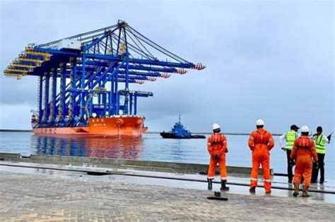 Le Port De Kribi Séquipe De 5 Nouveaux Portiques à Installer Sur Son