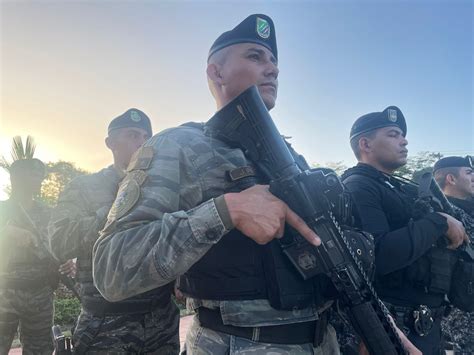 Policía Nacional on Twitter En minutos inicia Acto Cívico en la sede