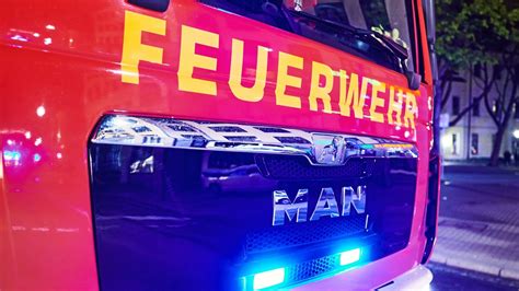 Unbekannter L St Gro Einsatz Von Polizei Und Feuerwehr In Gera Aus