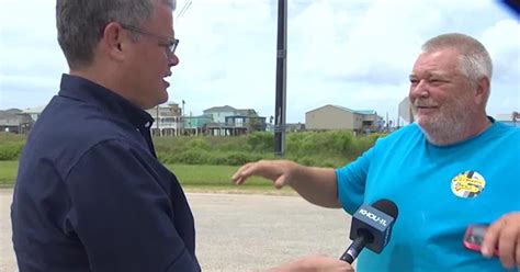 TX: BRAZORIA COUNTY BEACHES CLOSED BEFORE STORM