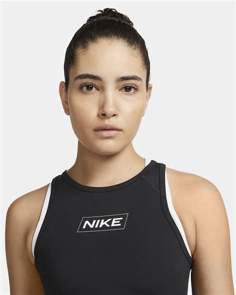 Nike Pro Dri Fit Women S Graphic Crop Tank Nike Lu