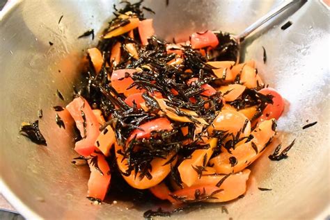 Recipes For Tom Papurika To Hijiki No Marine Marinated Sweet Pepper