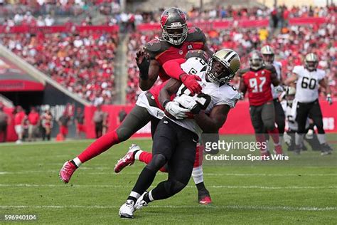 Benjamin Watson Saints Photos and Premium High Res Pictures - Getty Images