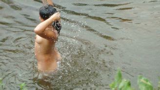 Indian Girls Bathing At River Ganga Porn Pictures XXX Photos Sex Images PICTOA