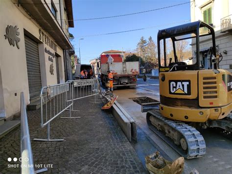 Tubatura Rotta Strada Allagata E Disagi