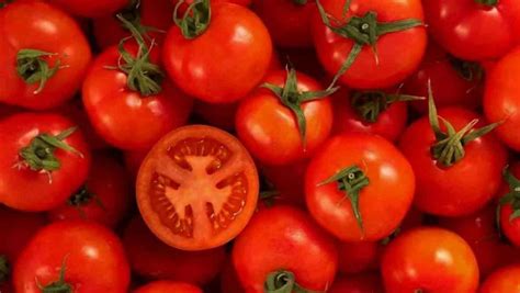 Por Las Nubes El Tomate Se Corona Como El Alimento Con El Mayor