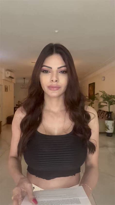 Sherlyn Chopra शर्लिन चोपड़ा🇮🇳 On Twitter माननीय केंद्रीय मंत्री