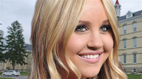 Amanda Bynes Found Naked After A Psychotic Episode Youtube