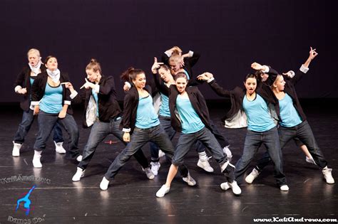 Hip Hop Dancing Group Tatoo Writing Sex Video
