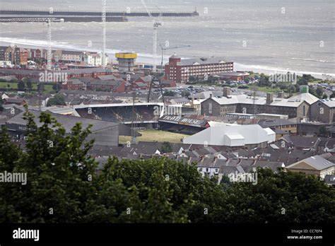 Vetch Field High Resolution Stock Photography And Images Alamy