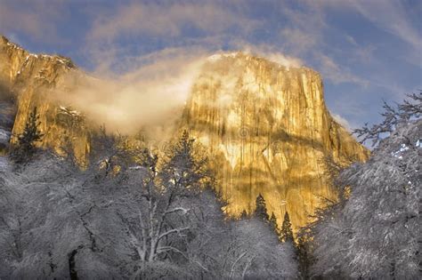 Sunset in Yosemite valley stock photo. Image of famous - 7669762