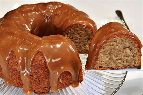 Bolo de canela cobertura de doce de leite Fácil Receita