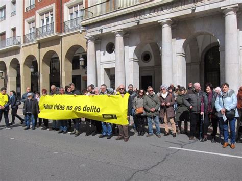 Bienvenidos Refugiados De La Rioja Muestra Su Apoyo A Open Arms Y