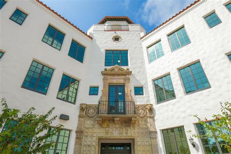 The Historic Belle Haven Building Hits the Market | Sarasota Magazine