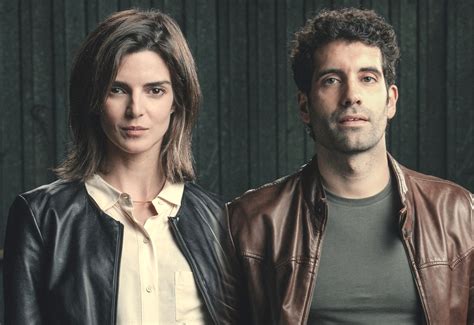 Clanes La Nueva Serie De Netflix Con Clara Lago Y Tamar Novas Que