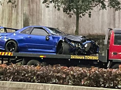 Nissan Skyline R34 Crash