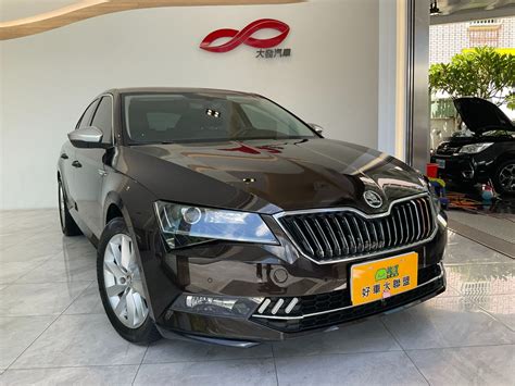 嚴選專區 Skoda Superb 2018年二手車 698萬 高雄市 大發汽車 8891汽車