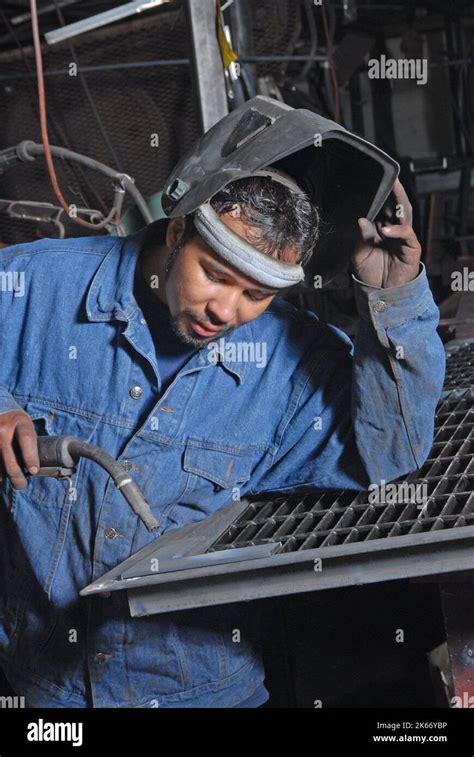 Welding Sodering And Brazing Workers Stock Photo Alamy