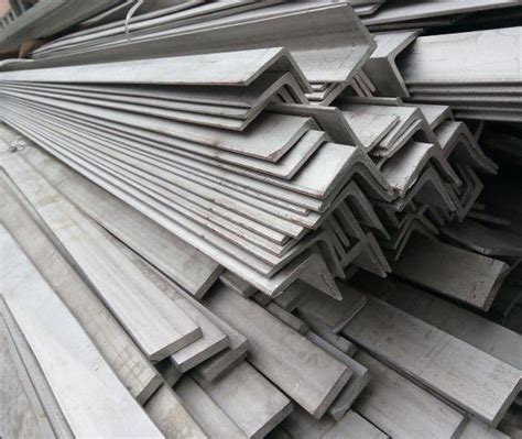Slit Edge Hot Rolled SS Angle Bar 60x60mm 316L With Pickling Surface