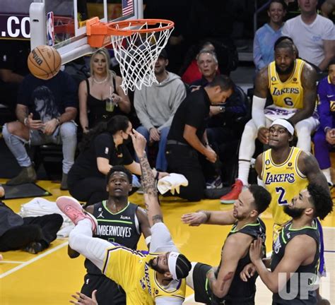 Photo After A Stunning Last Second Lakers Beat Timberwolves In Ot