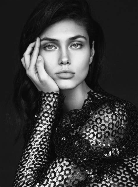 Vika Bronova