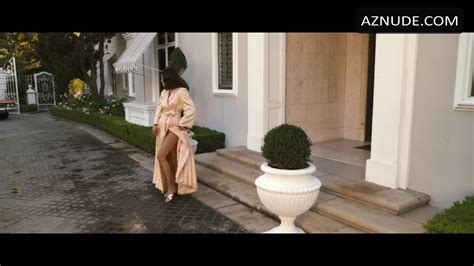 LESLIE BIBB Nude AZNude