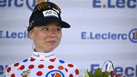 Justine Ghekiere La Belge Qui Porte Fi Rement Les Pois Sur Le Tour De