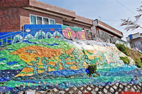 Meheartseoul Sweet Memories Tongyeong Dongpirang Mural Village